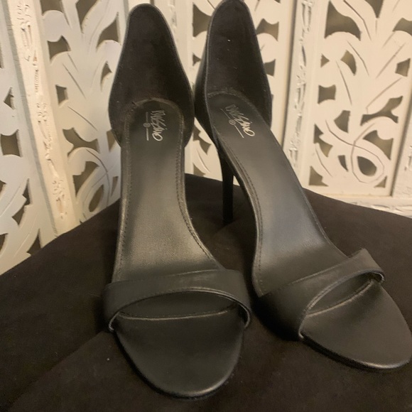 Shoes - BLACK SANDLE HIGH HEELS 4”
